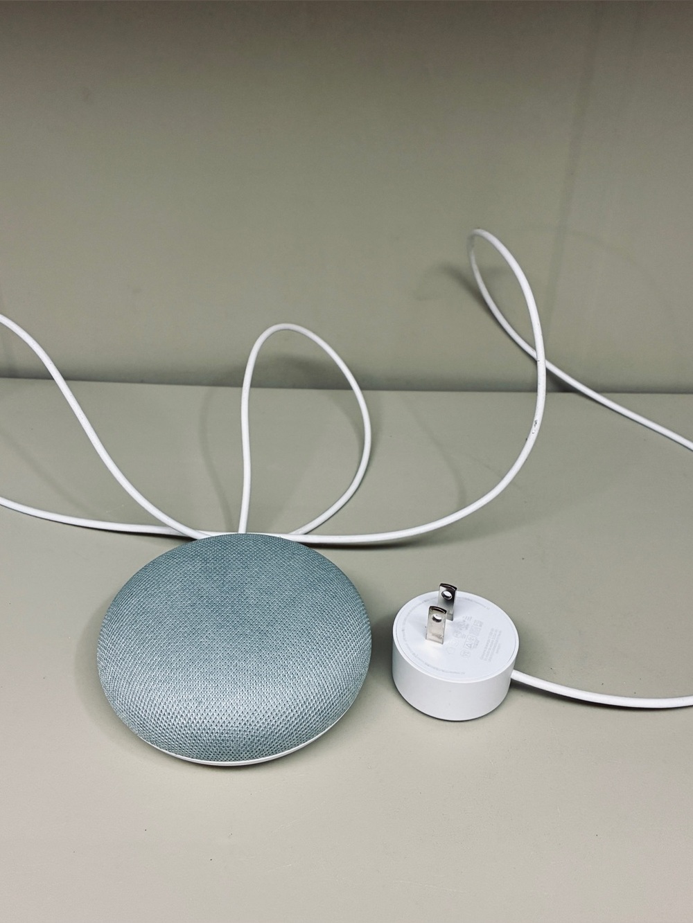 Google Home Mini 1st Generation Smart Speaker Chalk H0A Clean Tested Works